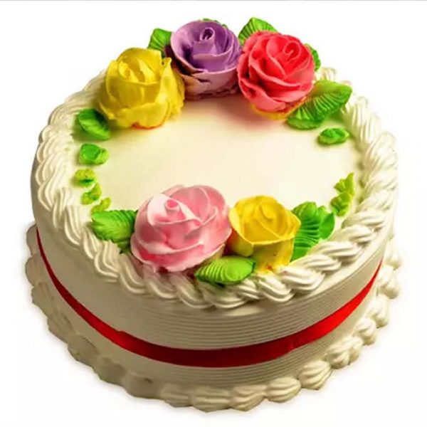 Round shaped vanilla cake decorated with colorful roses design